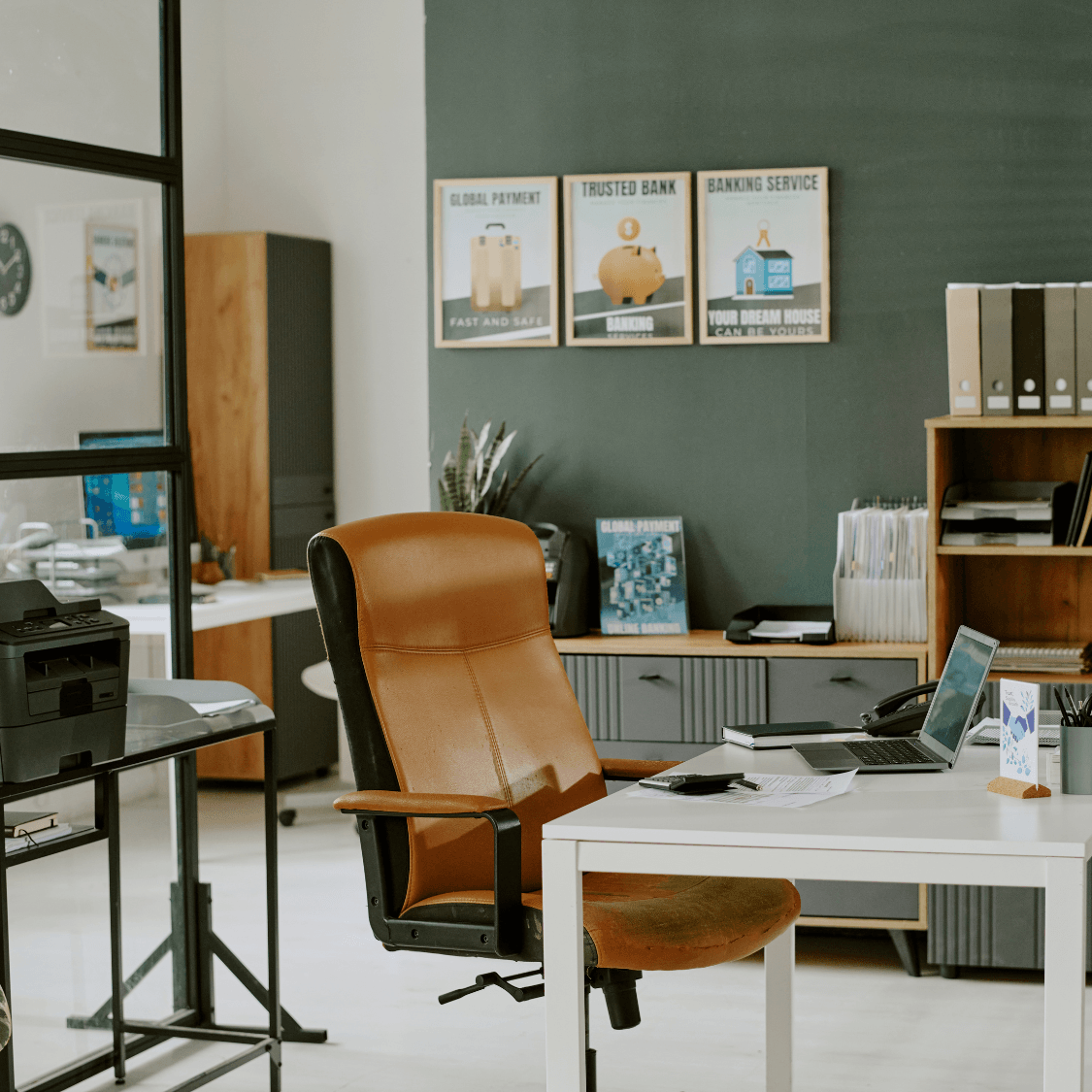 مبلمان اداری